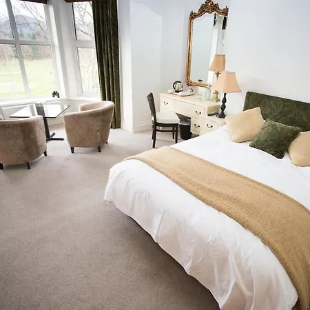 Pensionat Road House 4*