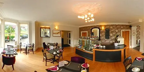 Road House Guest house 4*