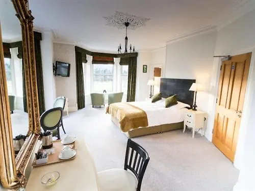 Road House Guest house 4*